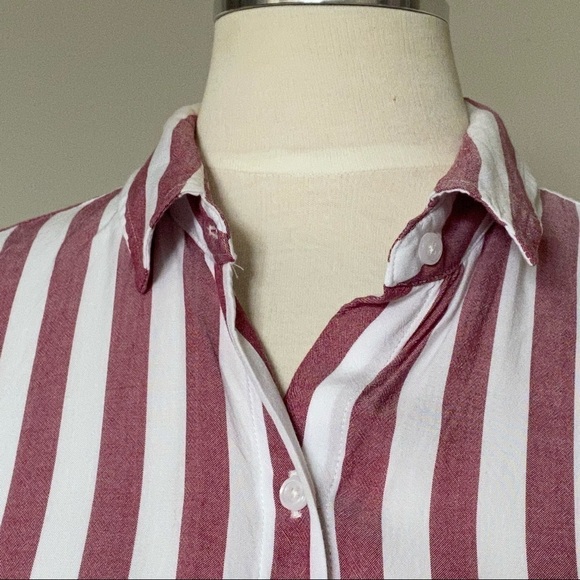 Rails Val Dali Red White Striped Tie Front Button Down Shirt, Small - Picture 7 of 15